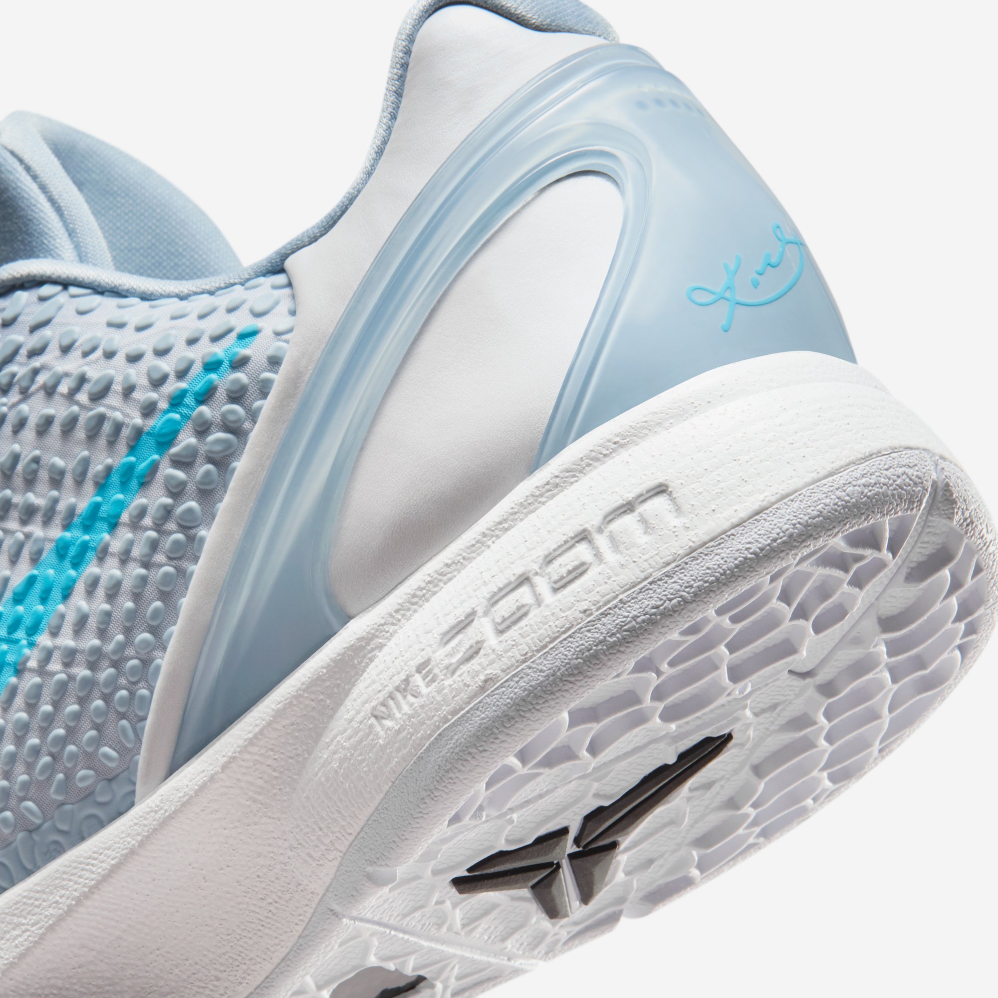 Caitlin Clark x Nike Kobe 6 Protro Caitlin Clark x Nike Kobe 6 Protro side view