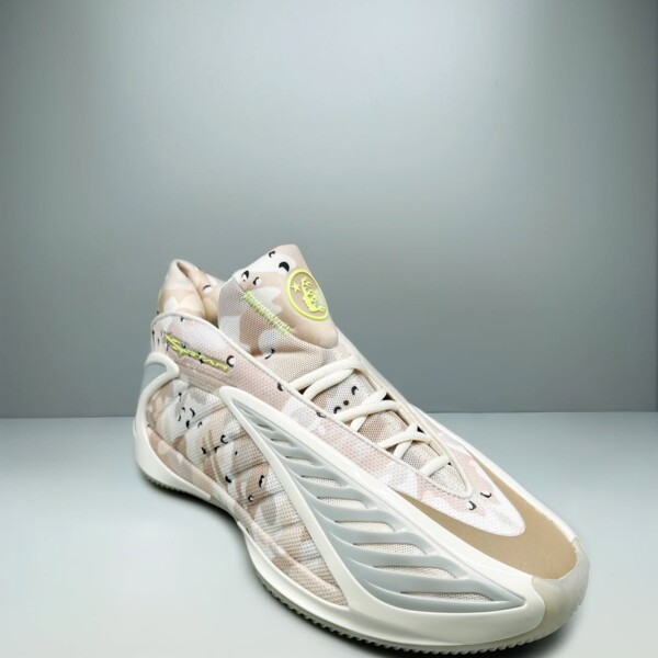 adidas gazelle silver green womens Adidas Jeremy Scott 'Camo Bear' Sneakers 43 1/3 eu – único13 main image 1