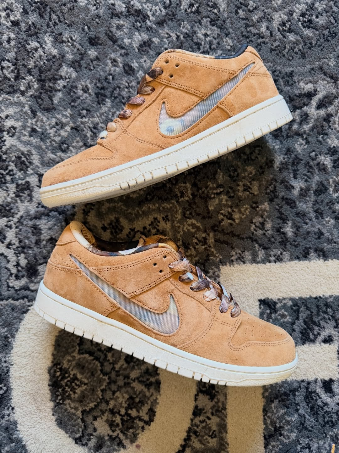 NOTE Manchester x Nike SB Dunk Low