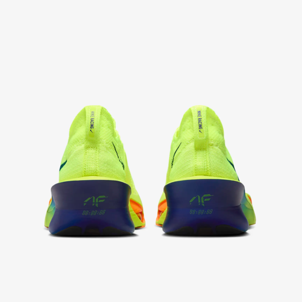 Nike Air Zoom Alphafly NEXT% 3 "Fast Pack" (FD8311-700) Release Date Nike Air Zoom Alphafly NEXT% 3 "Fast Pack" (FD8311-700) Release Date