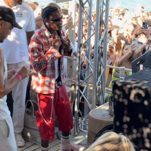 Travis Scott x Air Jordan 1 Low "Shy Pink" (DM7866-106) Erscheinungsdatum