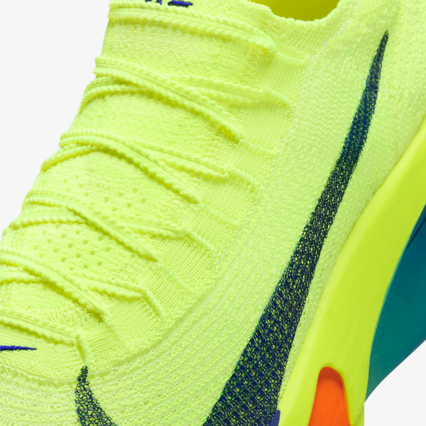 Nike Air Zoom Alphafly NEXT% 3 "Fast Pack" (FD8311-700) Release Date Nike Air Zoom Alphafly NEXT% 3 "Fast Pack" (FD8311-700) Release Date