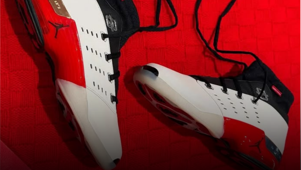 Infinite Archives x Air Jordan 17 Low Varsity Red