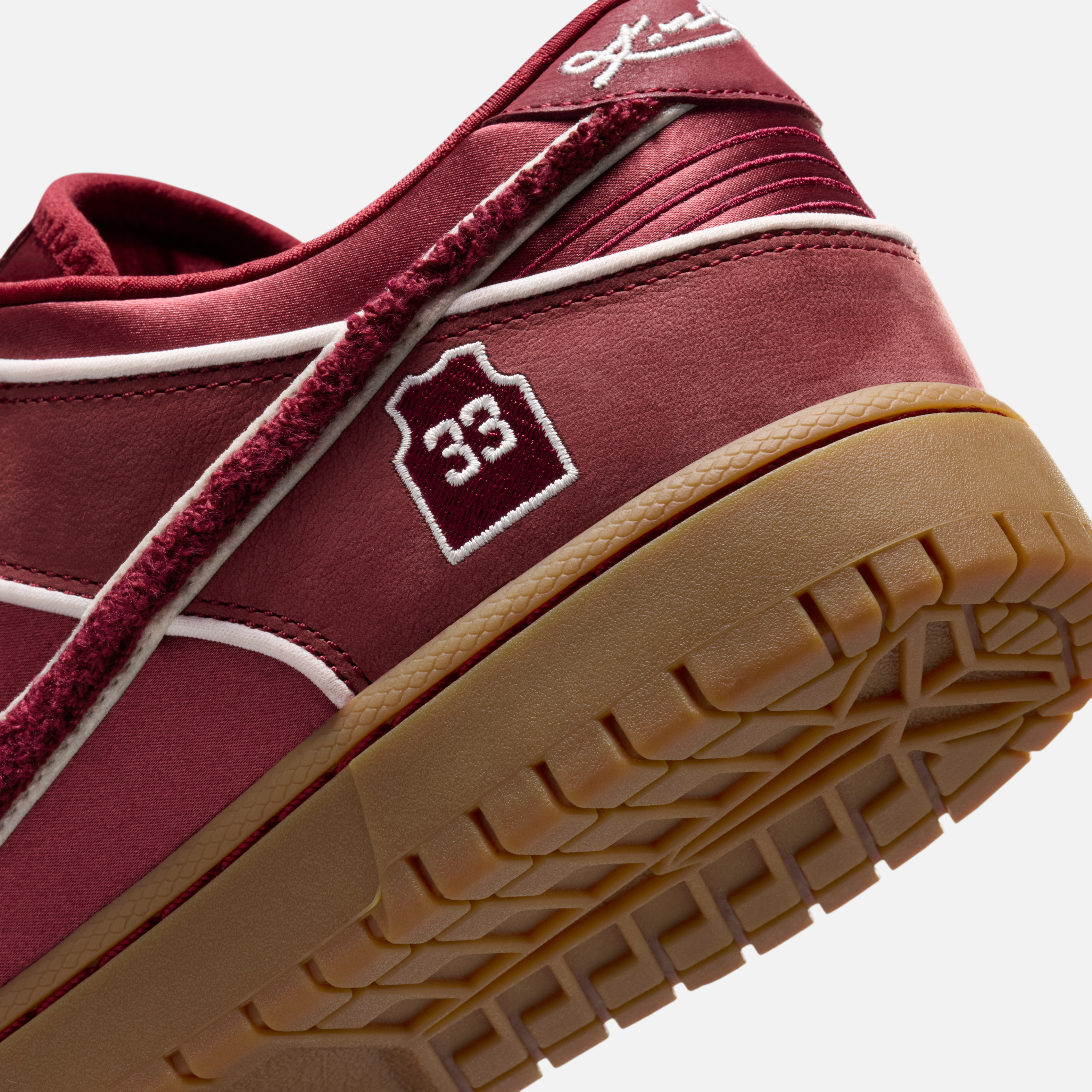 Kobe Bryant Nike Dunk Low Lower Merion Aces official images