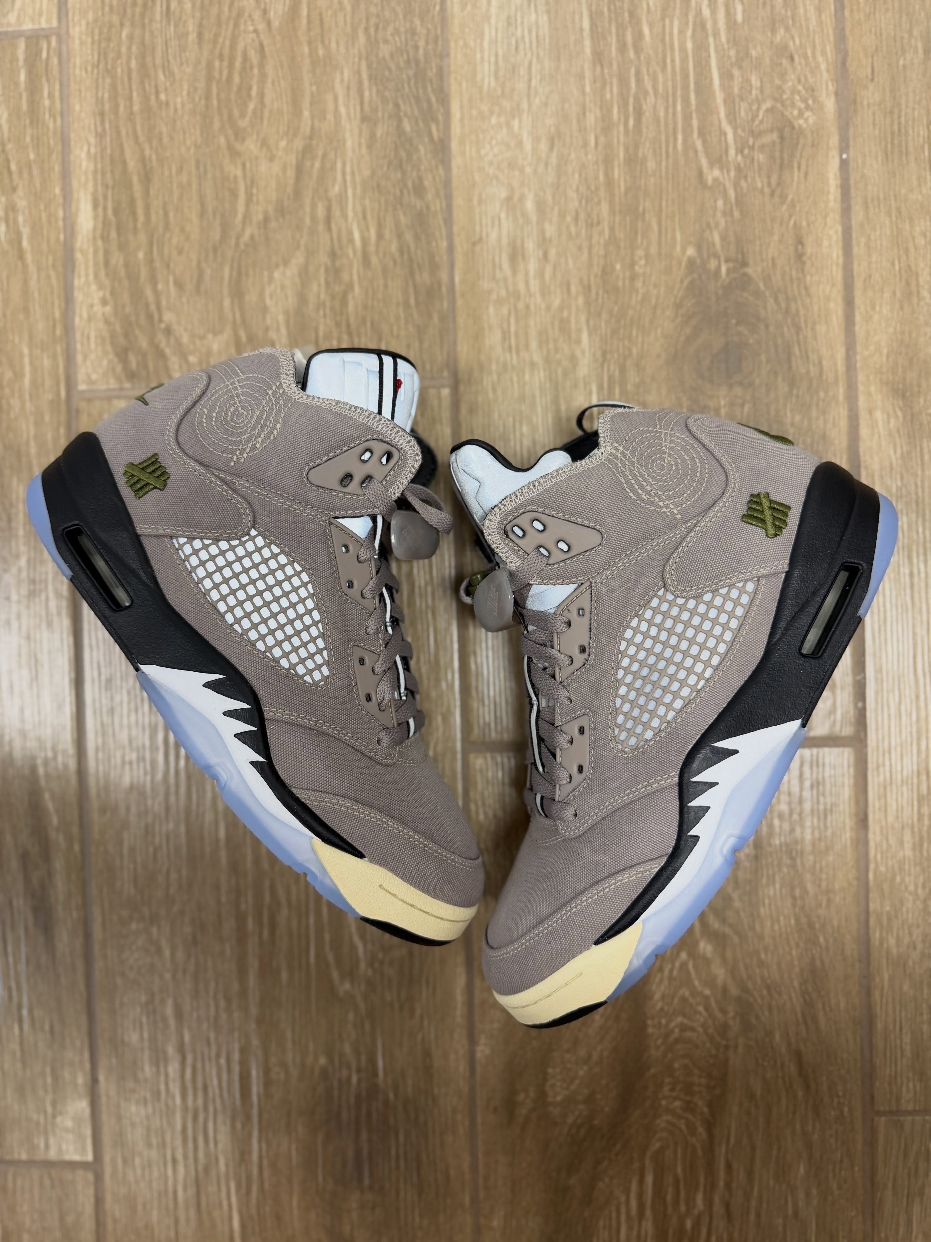Undefeated x Air Jordan 5 "Moon Fossil"