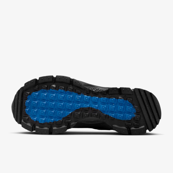 Nike Zoom Vomero Roam "Black" (HQ2181-004) Release Date Nike Zoom Vomero Roam "Black" (HQ2181-004) Release Date