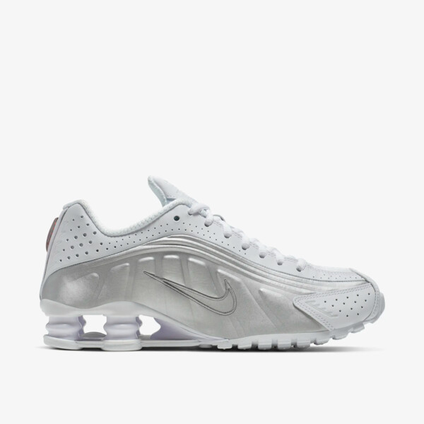 Nike Shox R4 "White Metallic" (AR3565-101) Erscheinungsdatum