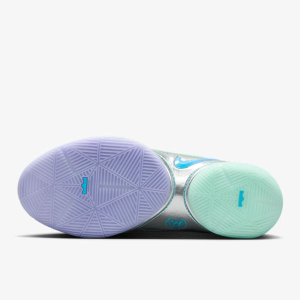 Monopoly x Nike LeBron 22 