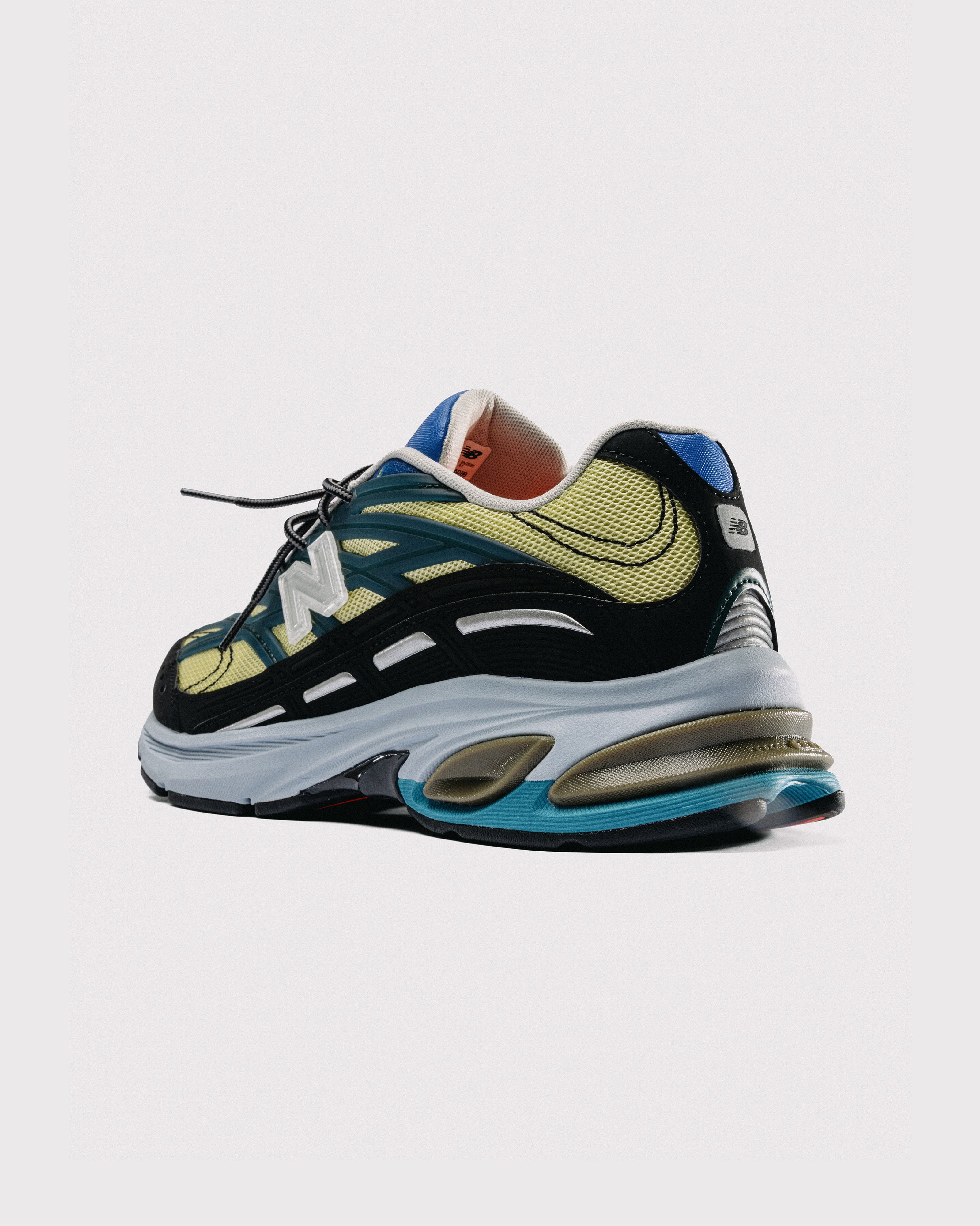 Action Bronson New Balance 2811 Mikročpske