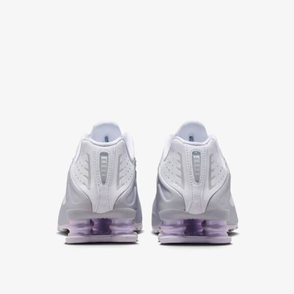 Nike Shox R4 "Barely Grape" (W) (HF5076-100) Release Date Nike Shox R4 "Barely Grape" (W) (HF5076-100) Release Date
