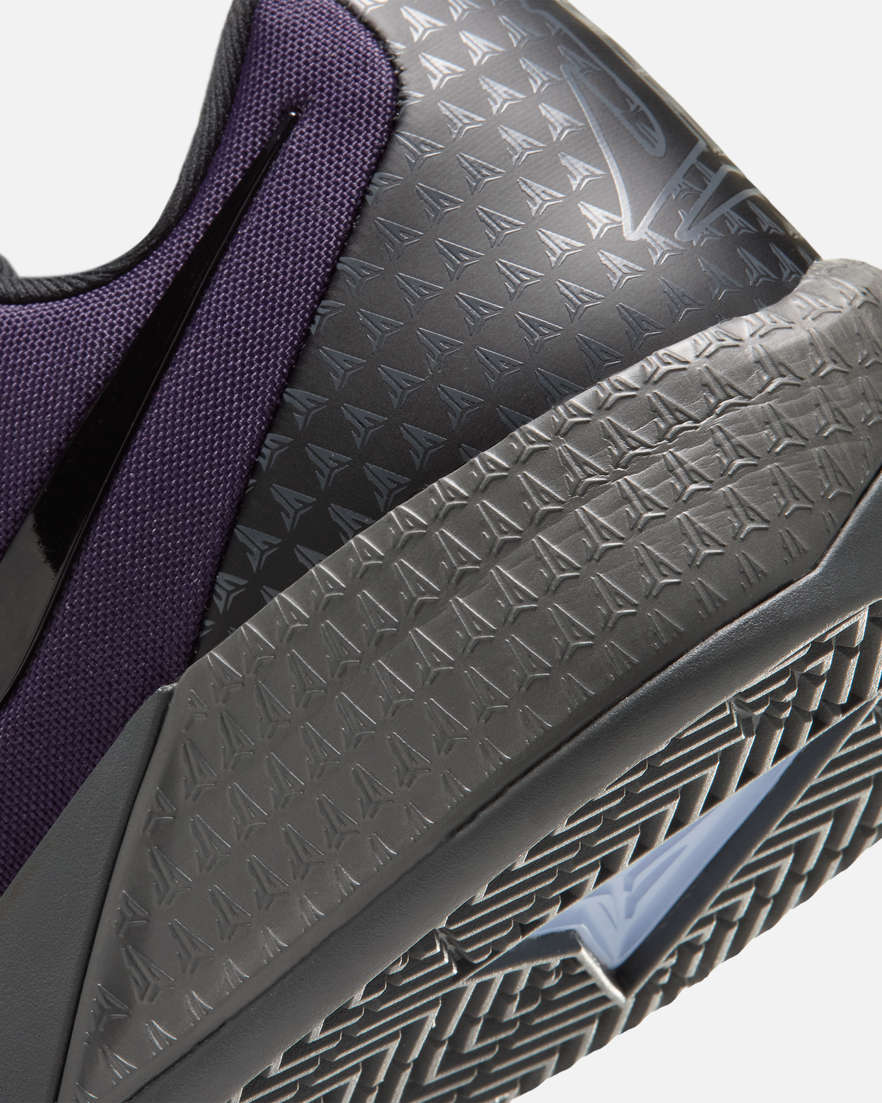 Nike Twelve Time "Nightmare" Nike Twelve Time "Nightmare"