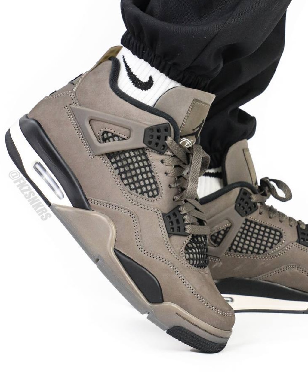 Air Jordan 4 Cave Stone Air Jordan 4 "Cave Stone" side view on foot