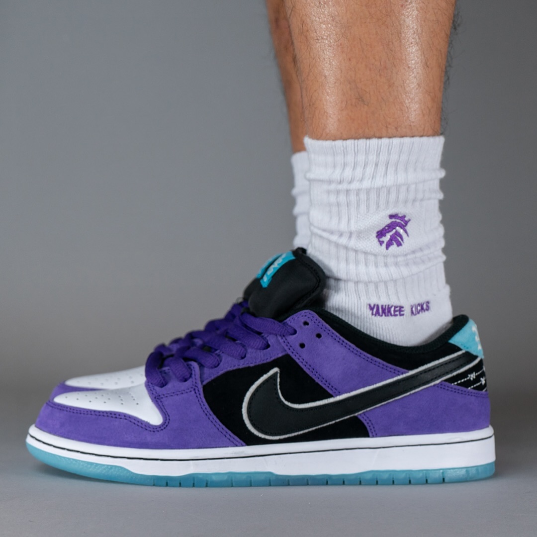 Supreme x Nike SB Dunk Low “Camper Green” Supreme x Nike SB Dunk Low “Camper Green”