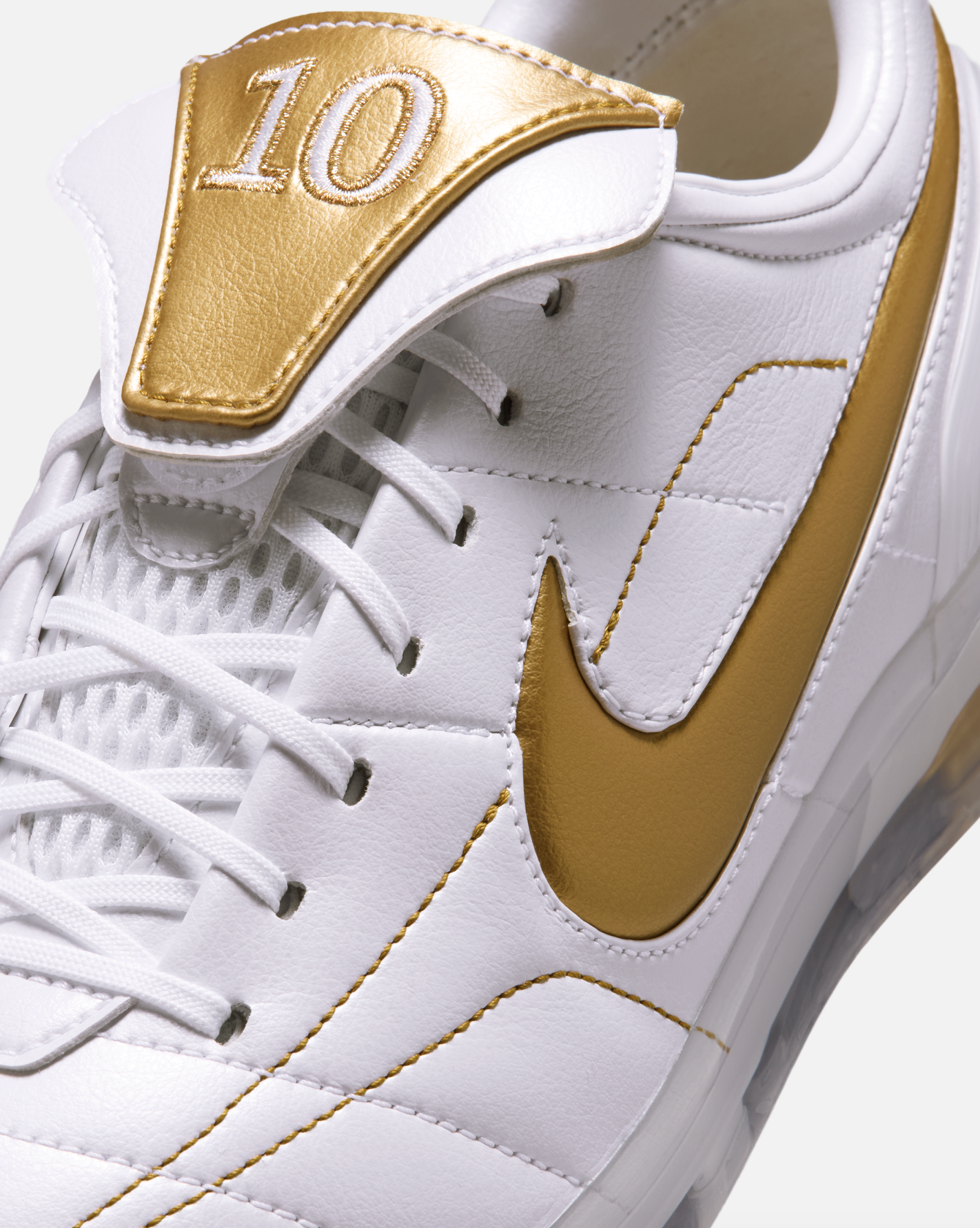 Nike Cryoshot Tiempo Legend R10 "White Metallic Gold"