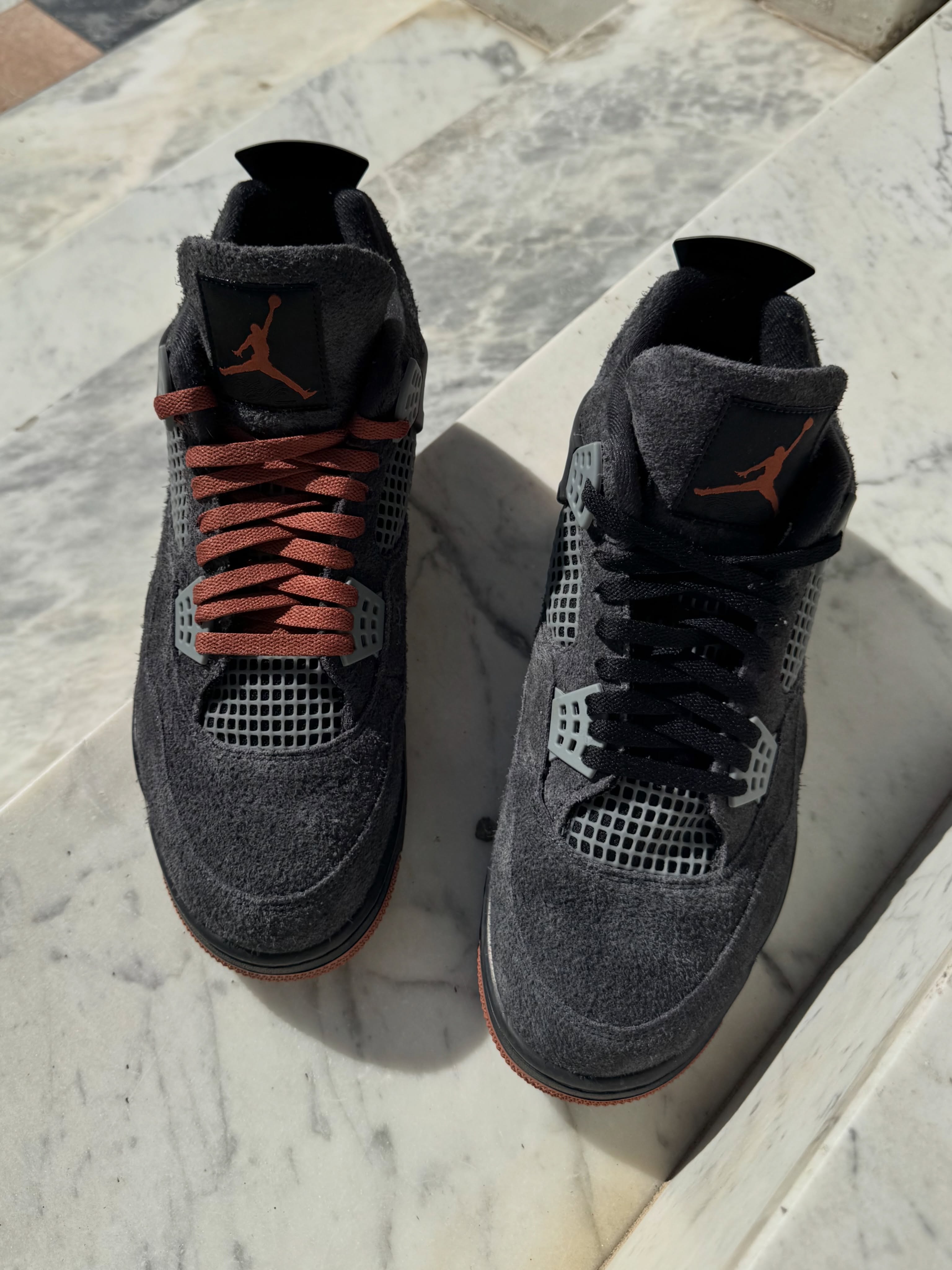 Air Jordan 4 London