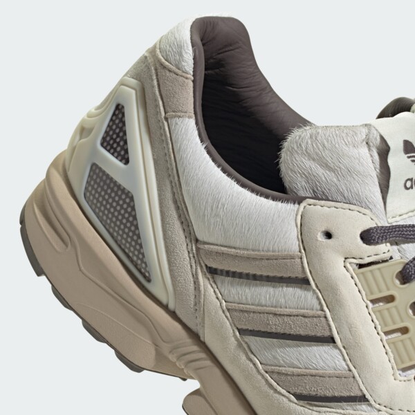 エクリュ38 adidas ZX 8000 