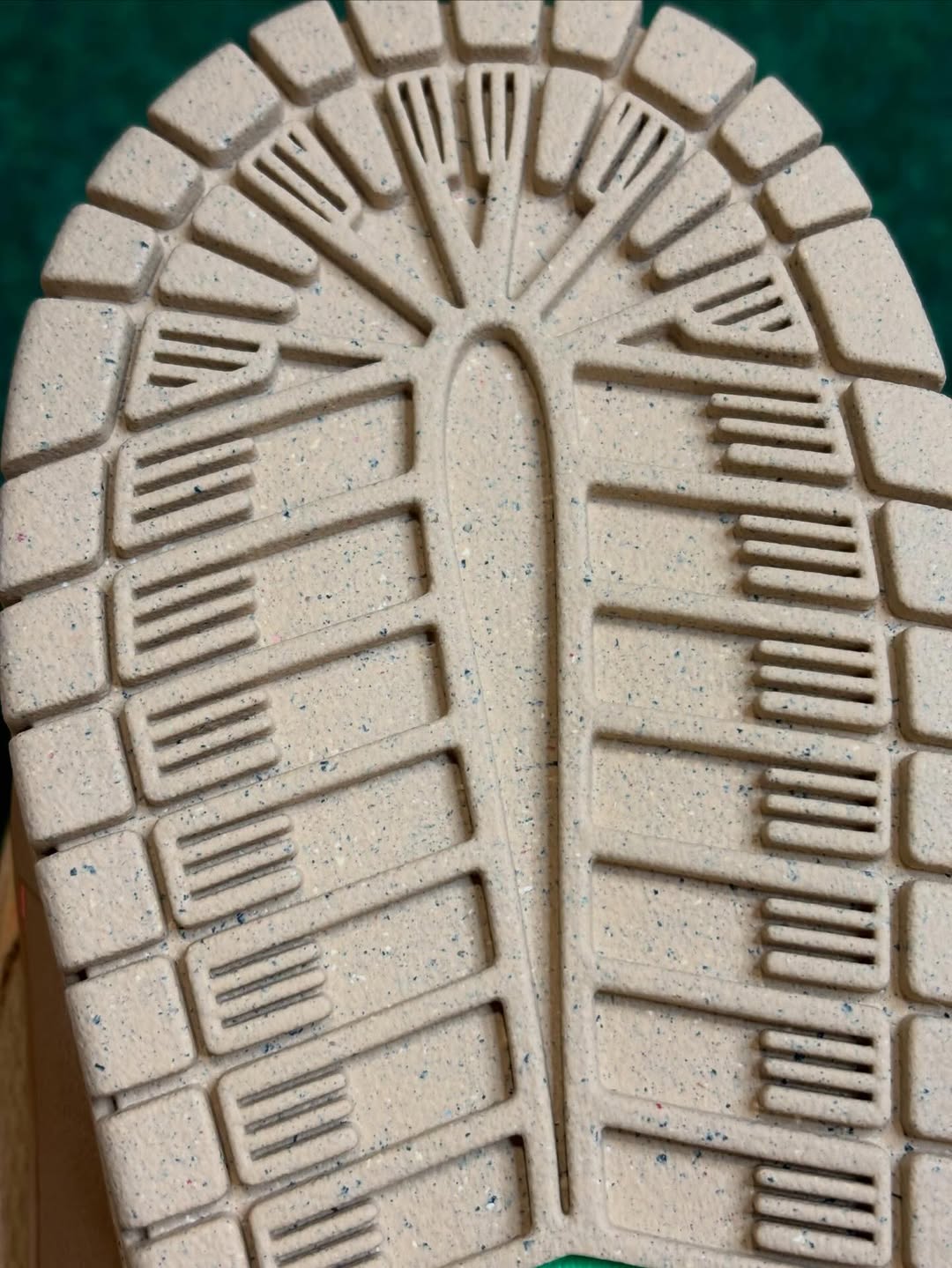 Nike SB Dunk Low "Som Tum"