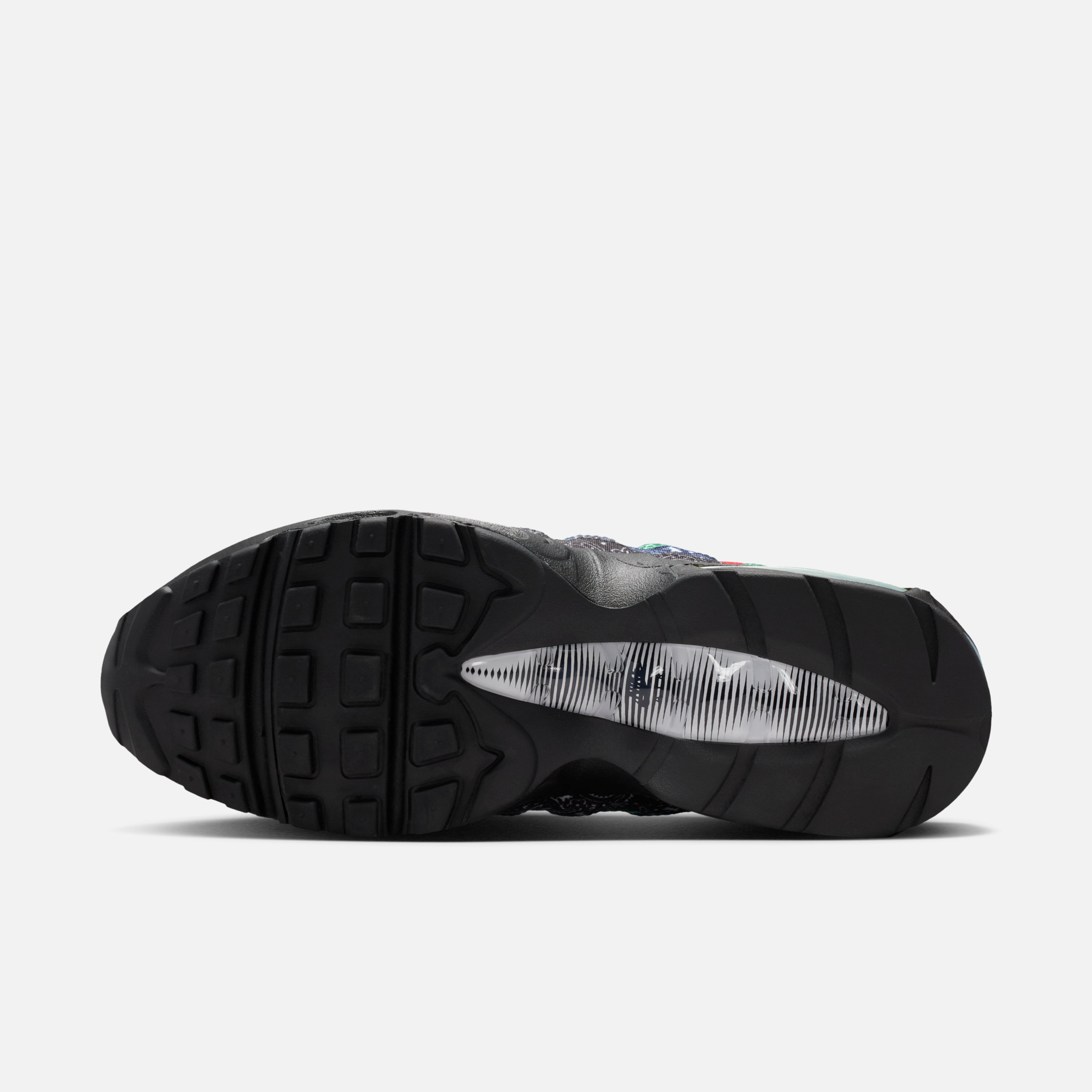 Nike Air Max 95 Paisley Bandana official images