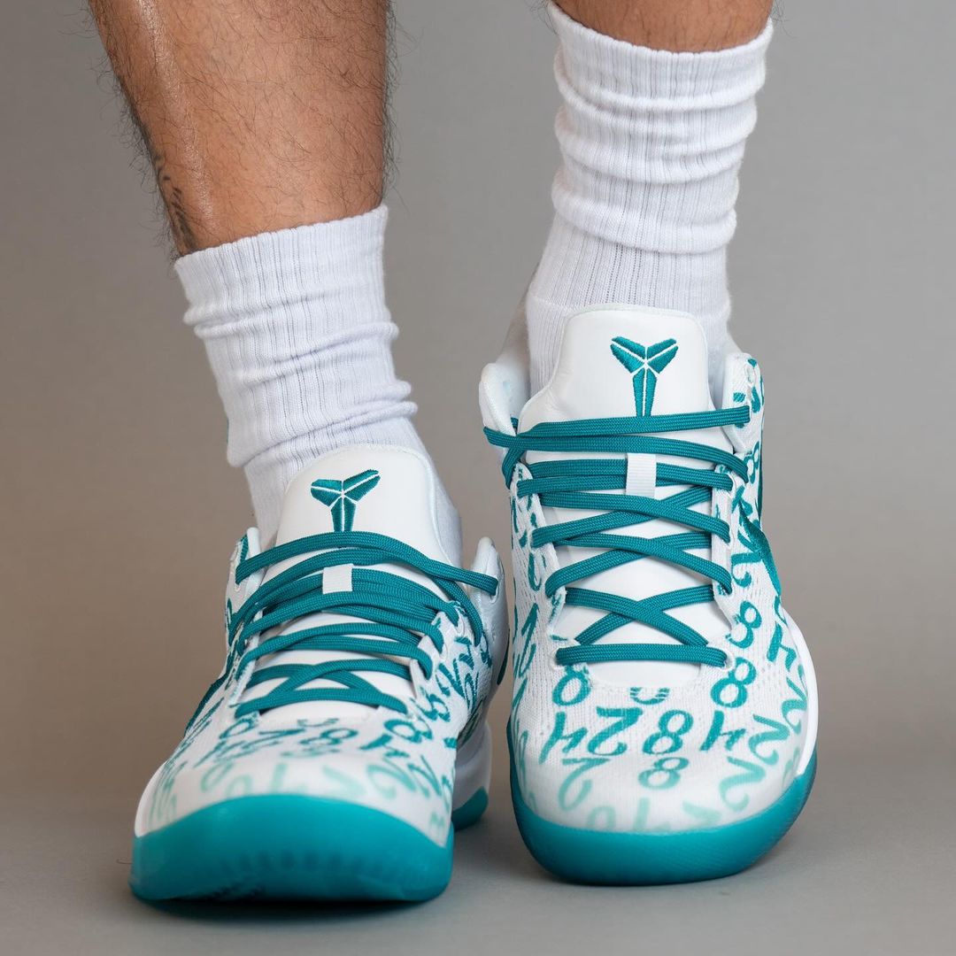 Kobe 1 sales radiant emerald