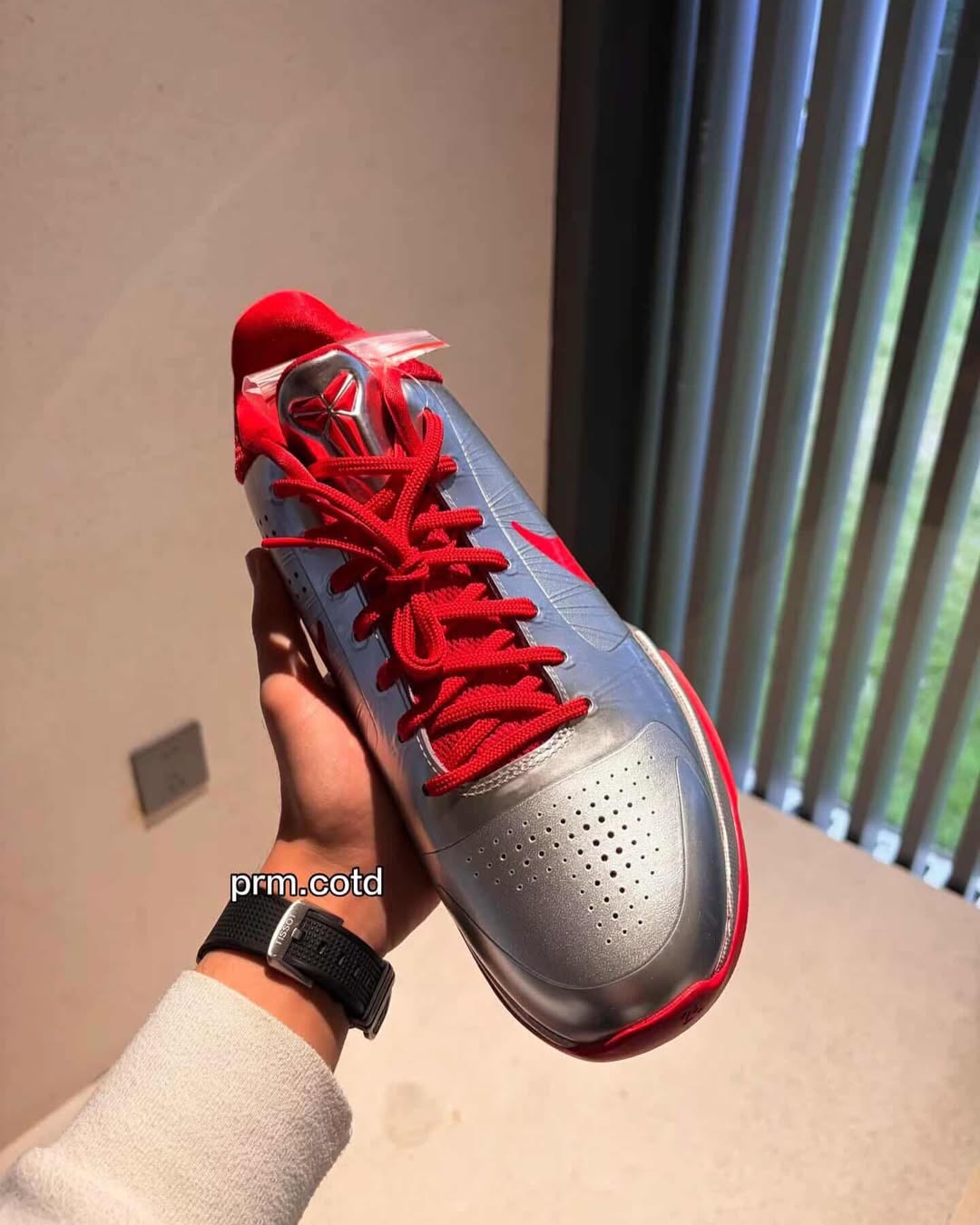 Caitlin Clark Nike Kobe 5 Protro Rookie of the Year in hand look