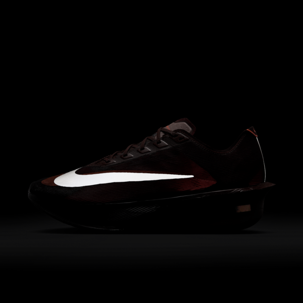 Renegade x Nike ZoomX Vaporfly 4 (IQ7313-200) Erscheinungsdatum
