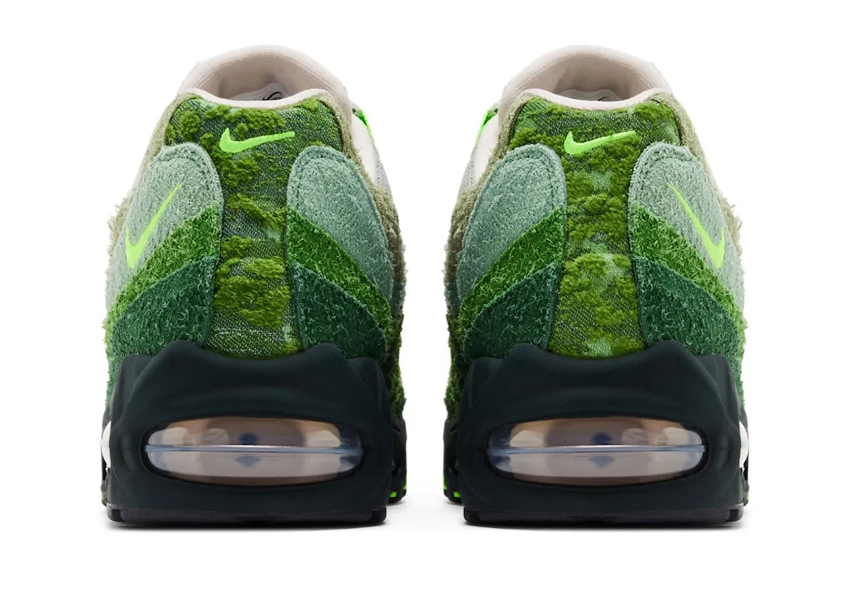Oregon Ducks Nike Air Max 95 The Woods