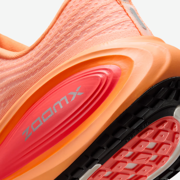 Nike Vomero Plus "Orange Pulse" (HV8150-801) Erscheinungsdatum