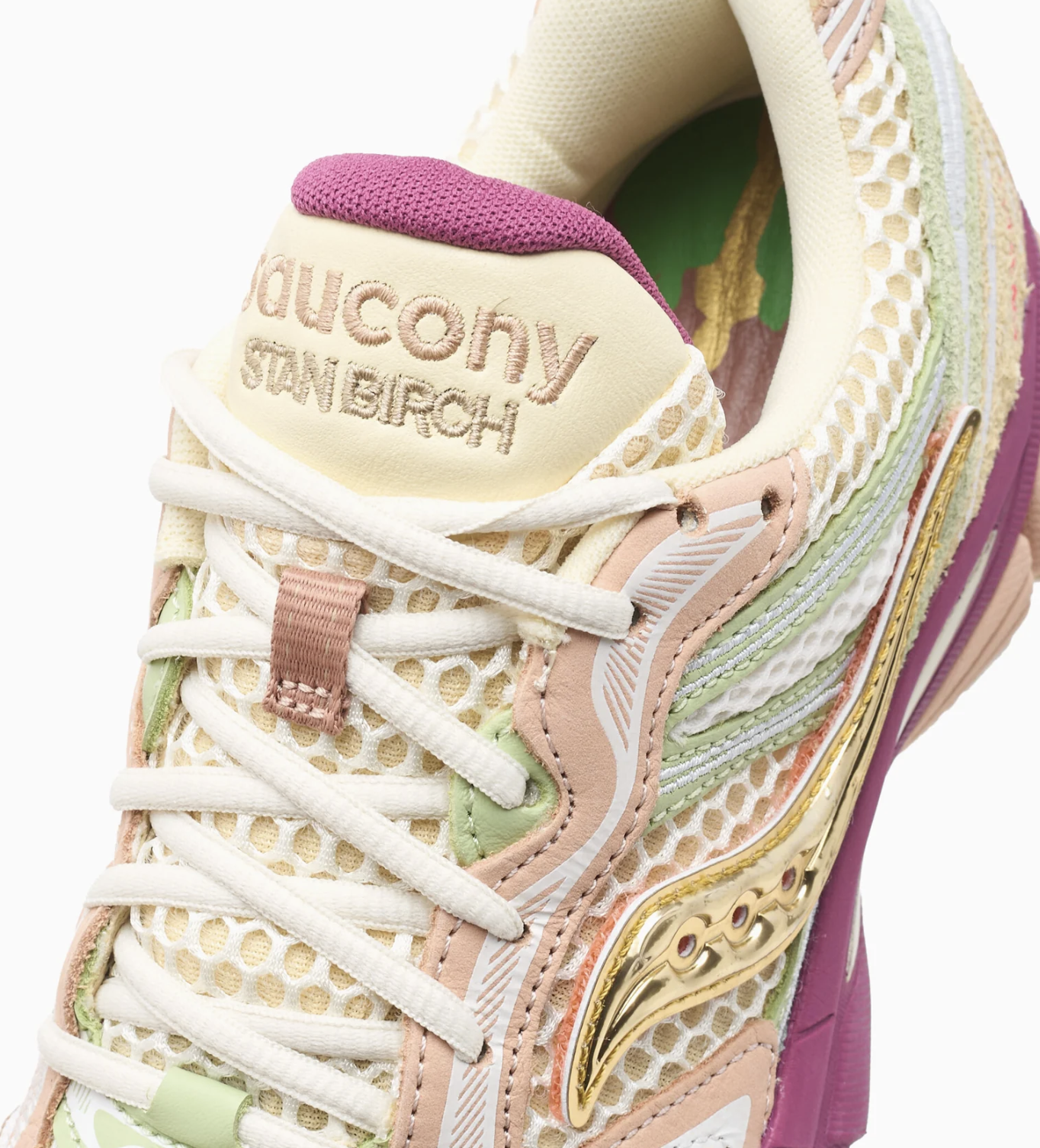 Stan Birch Saucony ProGrid Guide 7 Stand Out