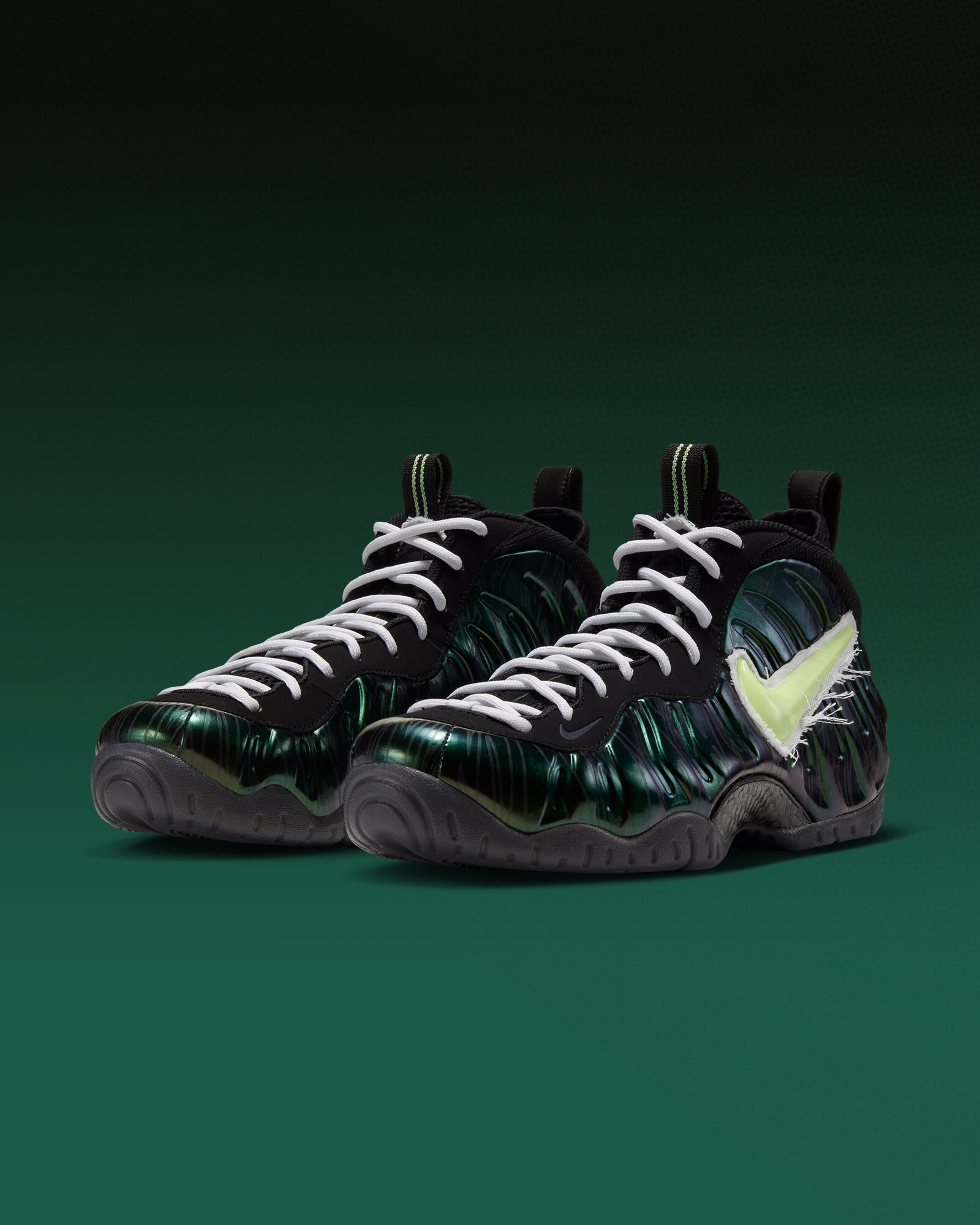 Nike Air Foamposite Pro "Oregon Mummy Duck"