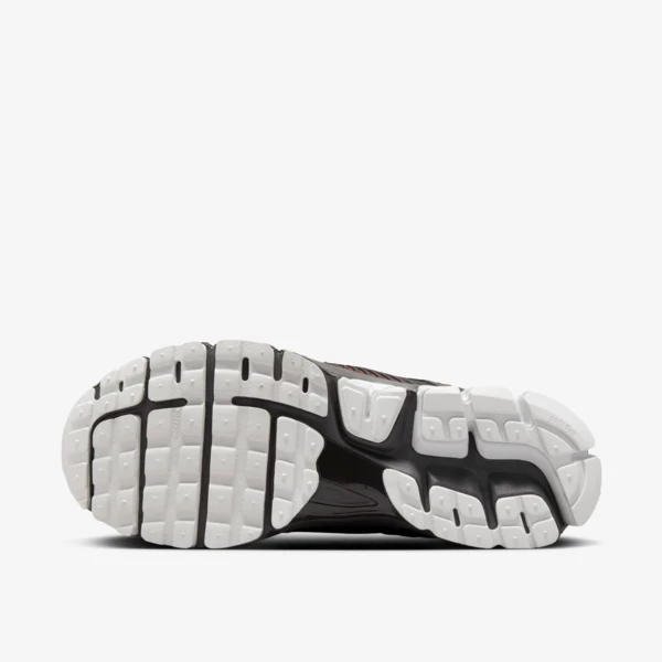 Nike Zoom Vomero 5 "Velvet Brown" (FN3420-200) Release Date Nike Zoom Vomero 5 "Velvet Brown" (FN3420-200) Release Date