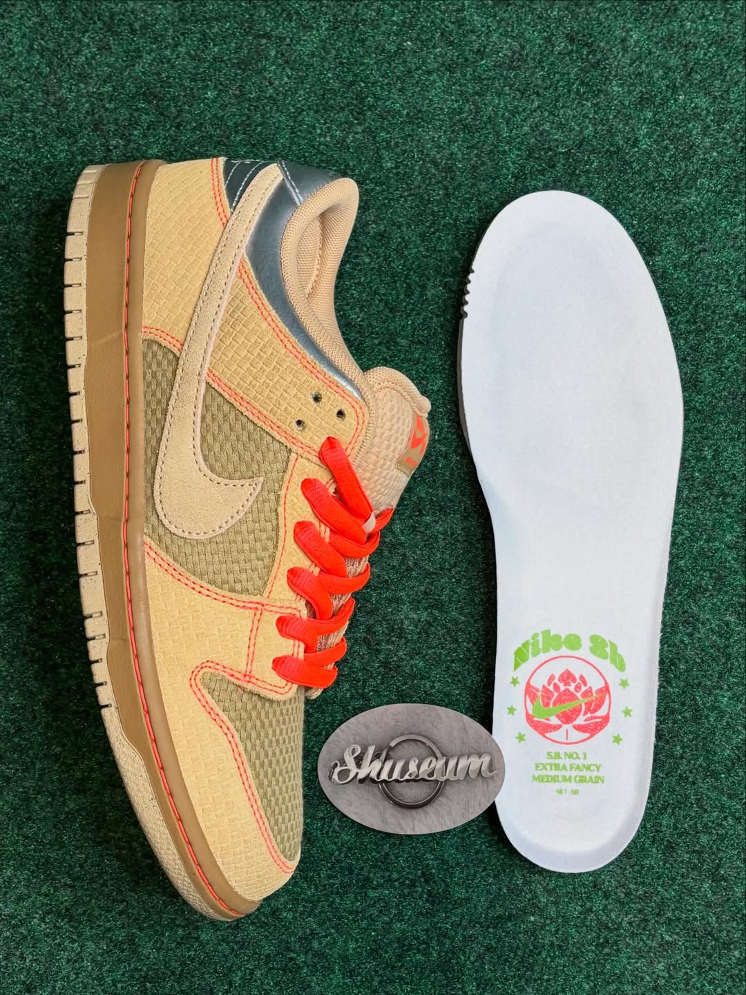 Nike SB Dunk Low "Som Tum"