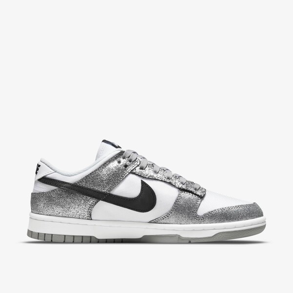 Nike WMNS Dunk Low "Golden Gals" (DO5882-001) Erscheinungsdatum