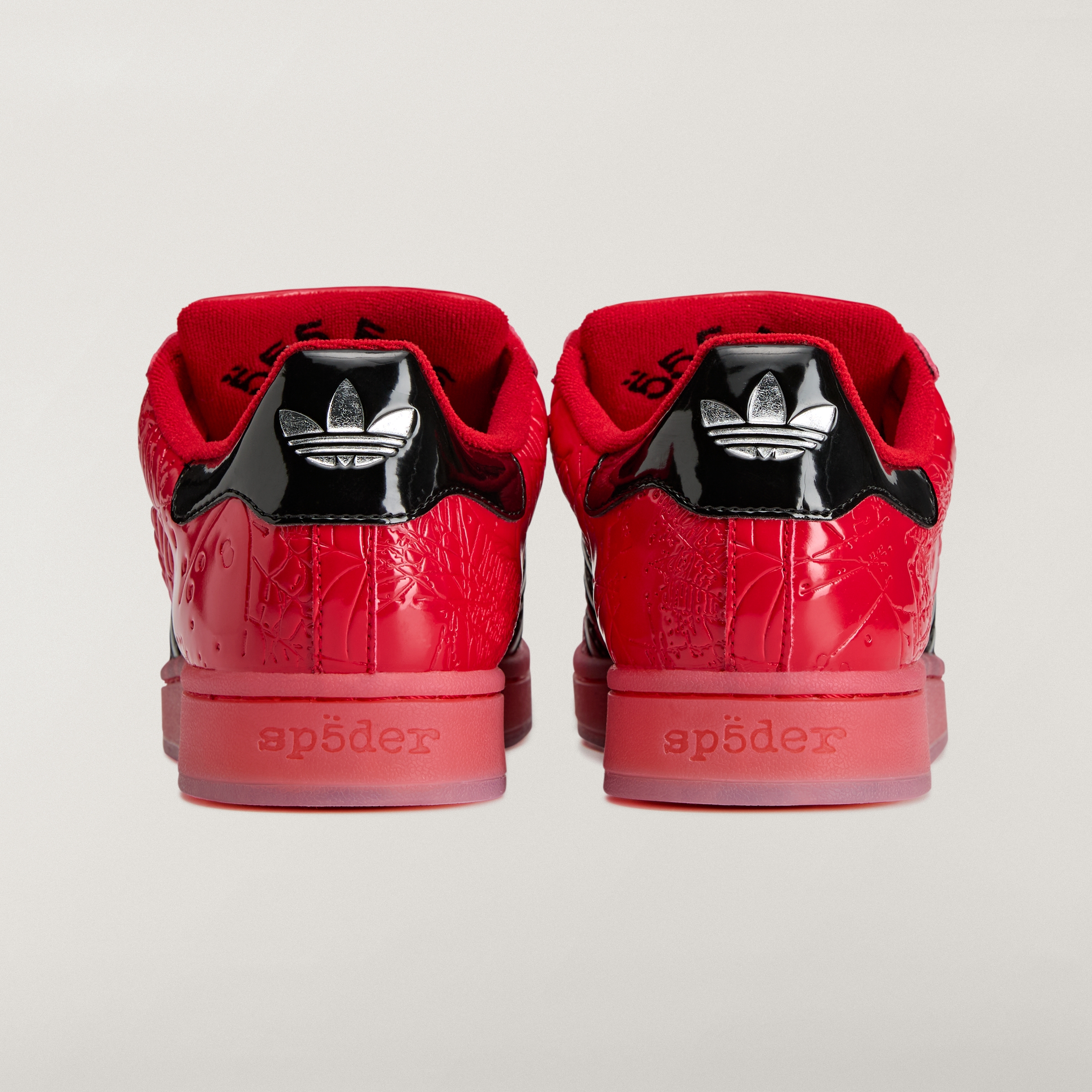 Sp5der adidas Superstar Red official look