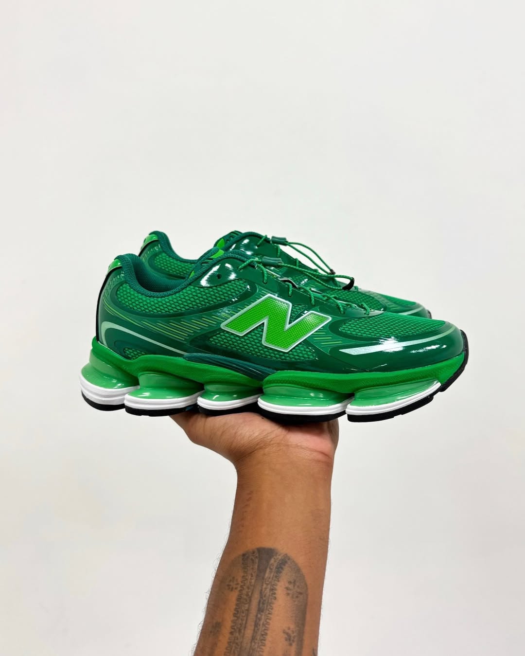 Amine x New Balance 2000 “Biblioteca” – A Storytelling
