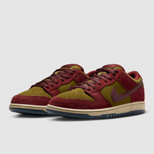 Nike SB Dunk Low "Dark Team Red Olive Flak" (HQ1625-600) Release Date Nike SB Dunk Low "Dark Team Red Olive Flak" (HQ1625-600) Release Date