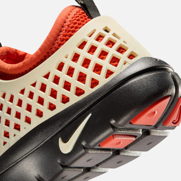 Nike Rejuven8 Run 