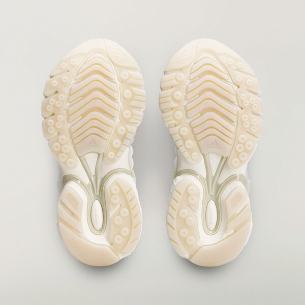 Pharrell Williams x adidas Adistar Jellyfish "Triple White" (KH6730) Release Date