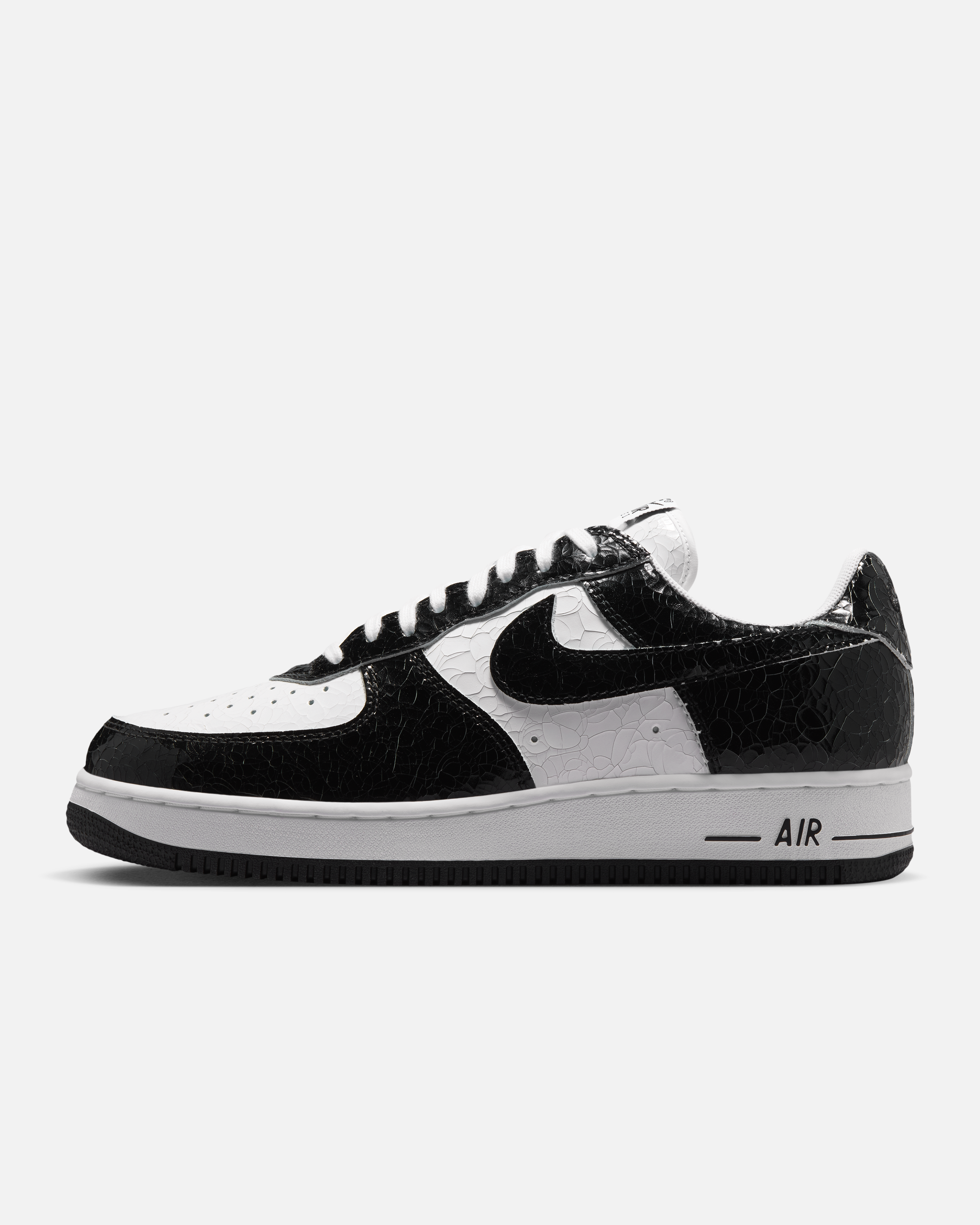 Nike Air Force 1 Low Cracked Leather Black