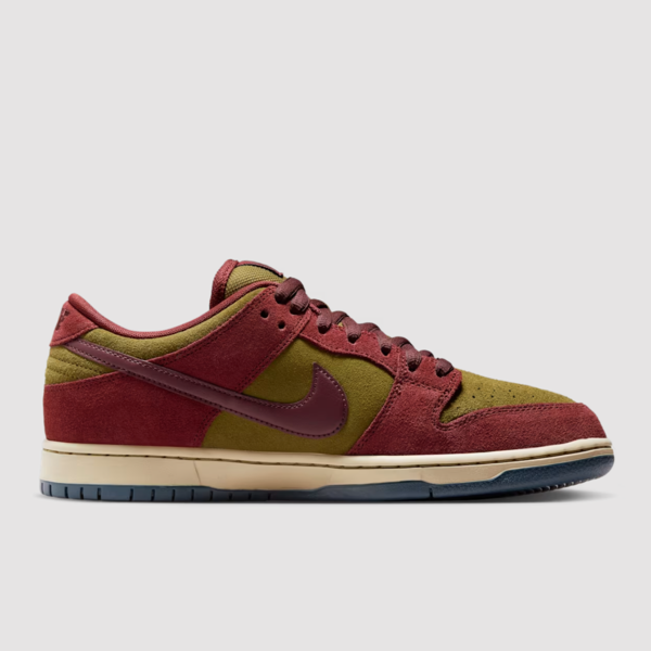 Nike SB Dunk Low "Dark Team Red Olive Flak" (HQ1625-600) Release Date Nike SB Dunk Low "Dark Team Red Olive Flak" (HQ1625-600) Release Date