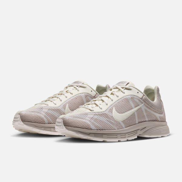 Nike Zoom Streak 3 "Cream Sail" (IQ8020-200) Release Date