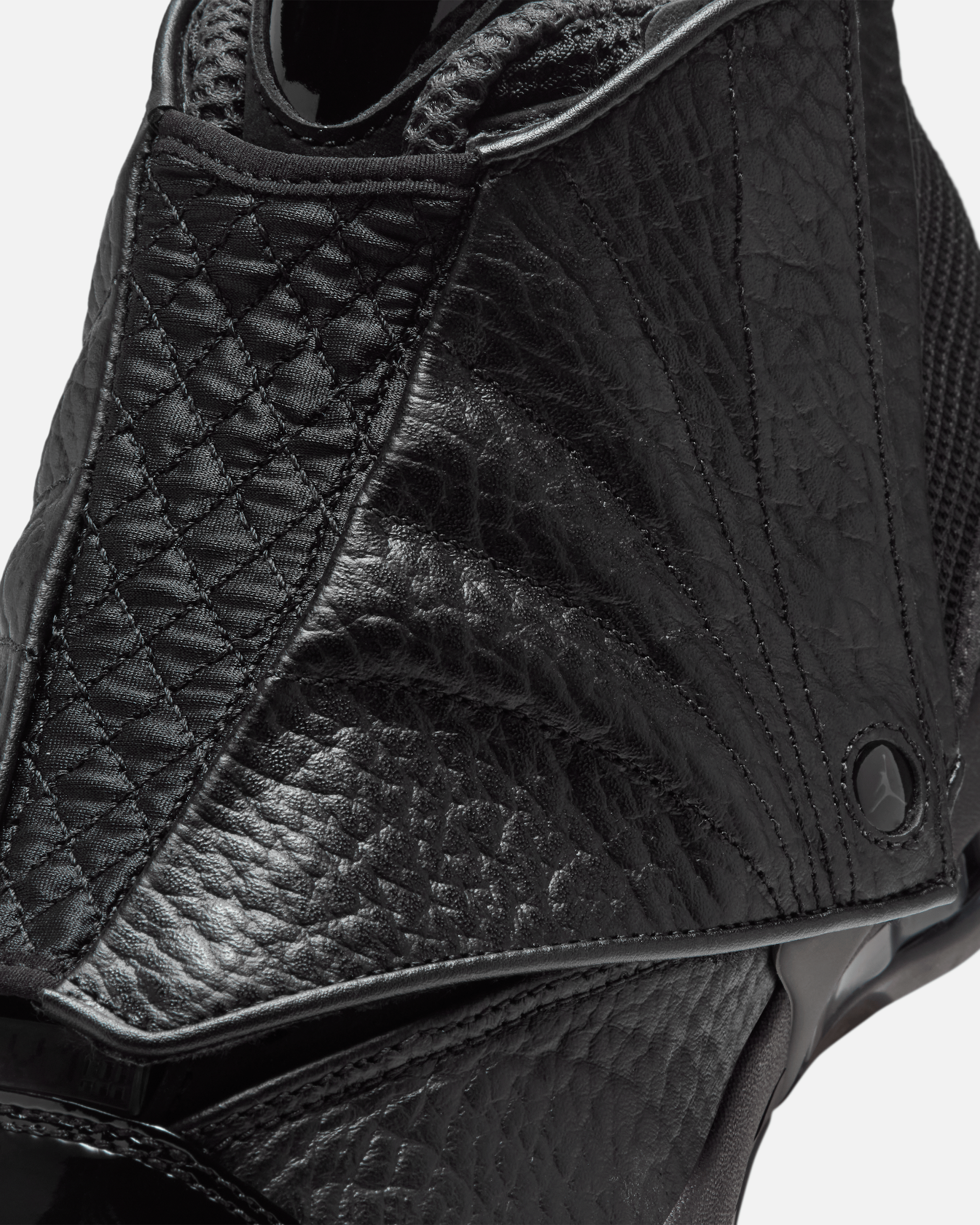 Air Jordan 16 "Black Pack"