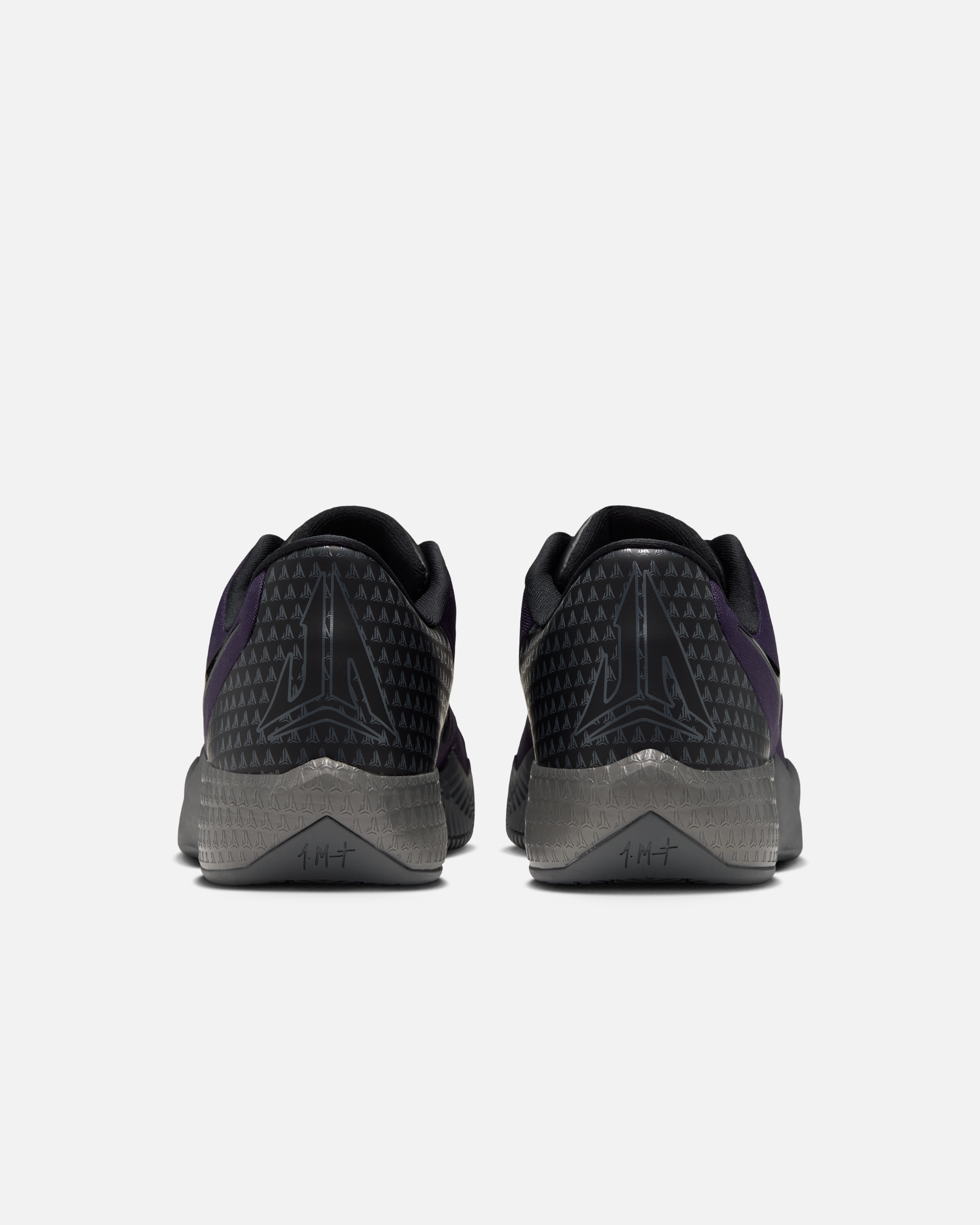 Nike Twelve Time "Nightmare" Nike Twelve Time "Nightmare"