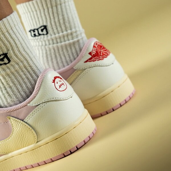 Travis Scott x Air Jordan 1 Low "Shy Pink" (IQ7604-100) Erscheinungsdatum