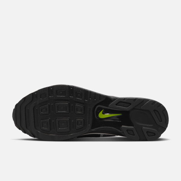 Nike Zoom Streak 3 "Black Volt" (IQ8012-001) Release Date