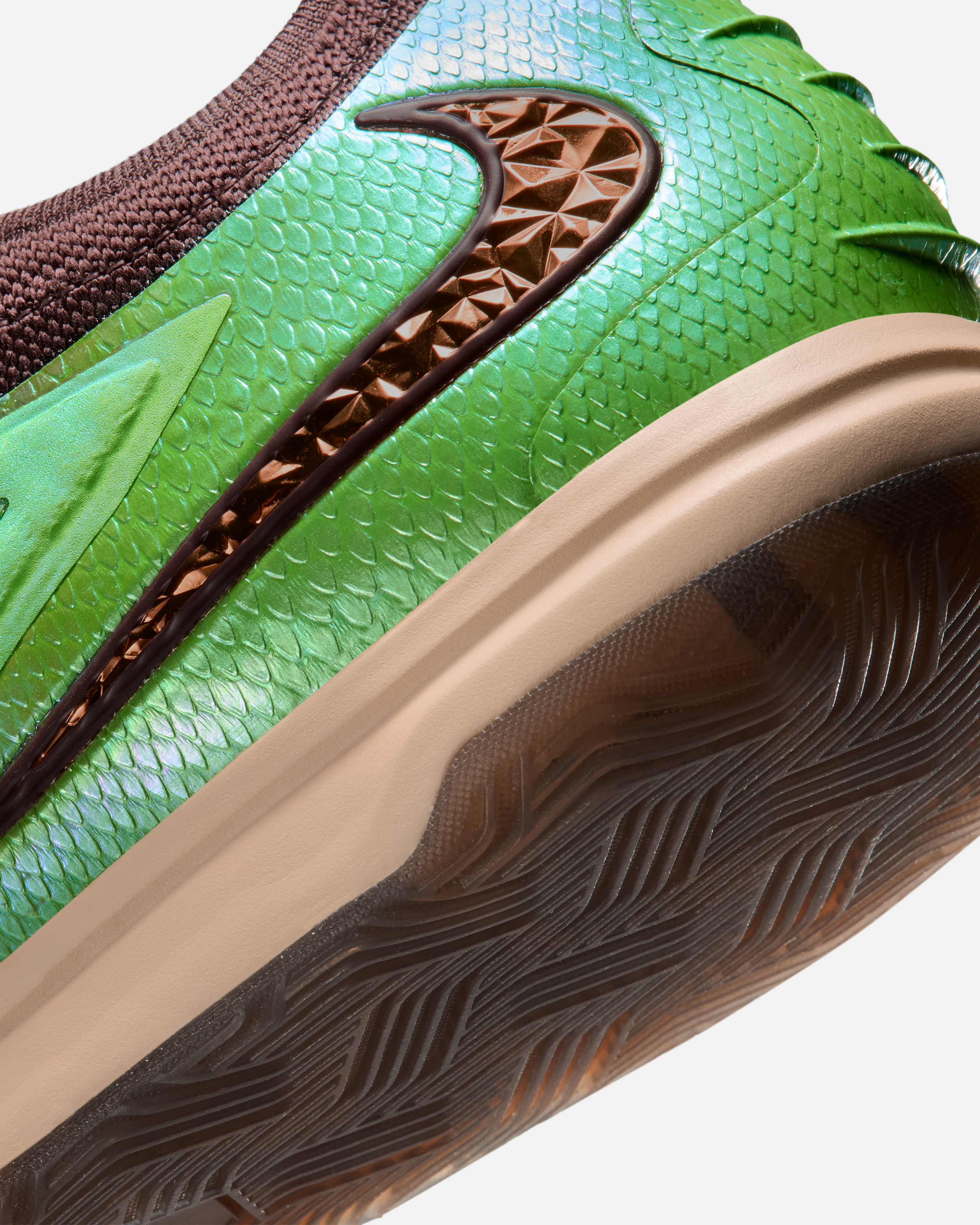 Travis Scott x Nike Phantom 6 Cleat