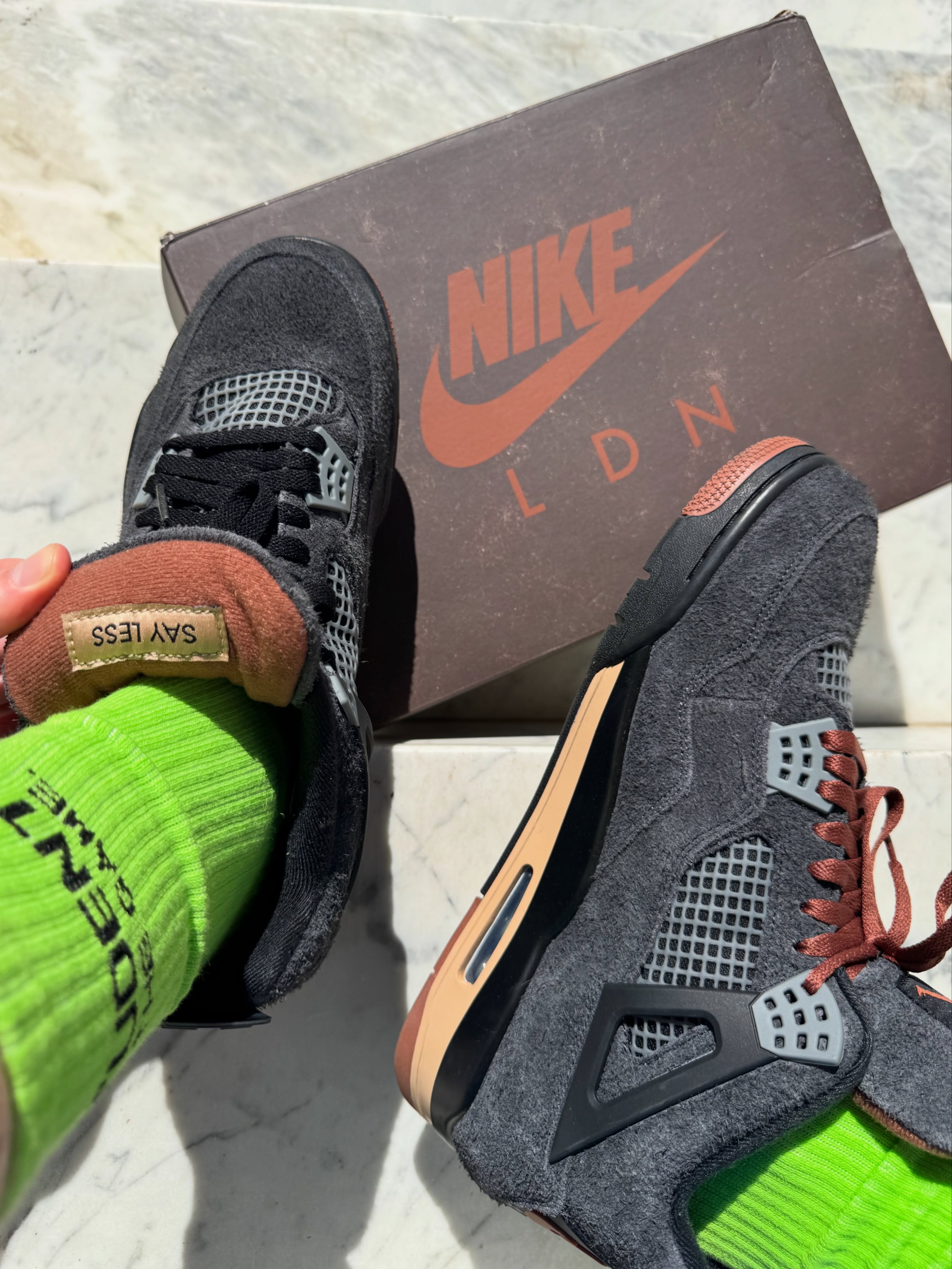 Air Jordan 4 London