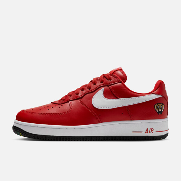 Victor Victor x Nike Air Force 1 Low “University Red” (IV3238-600) Erscheinungsdatum Victor Victor x Nike Air Force 1 Low “University Red” (IV3238-600) Erscheinungsdatum