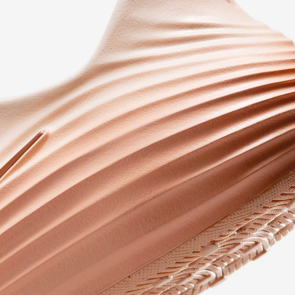 Nike ReactX Rejuven8 "Apricot Agate" (W) (HV5062-802) Release Date