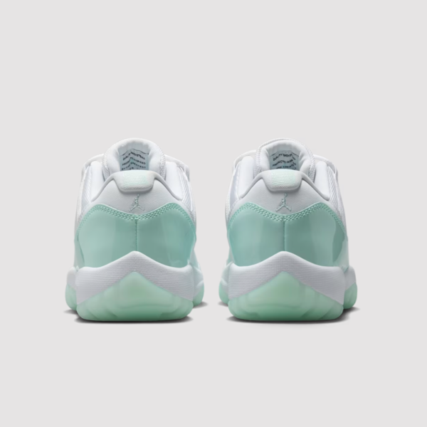 Air Jordan 11 Low "Igloo" (W) (AH7860-103) Erscheinungsdatum