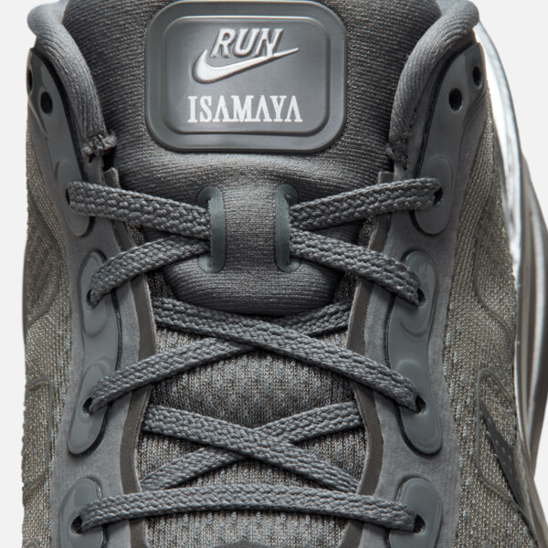 ISAMAYA x Nike Vomero Premium (W) (IR1988-084) Release Date